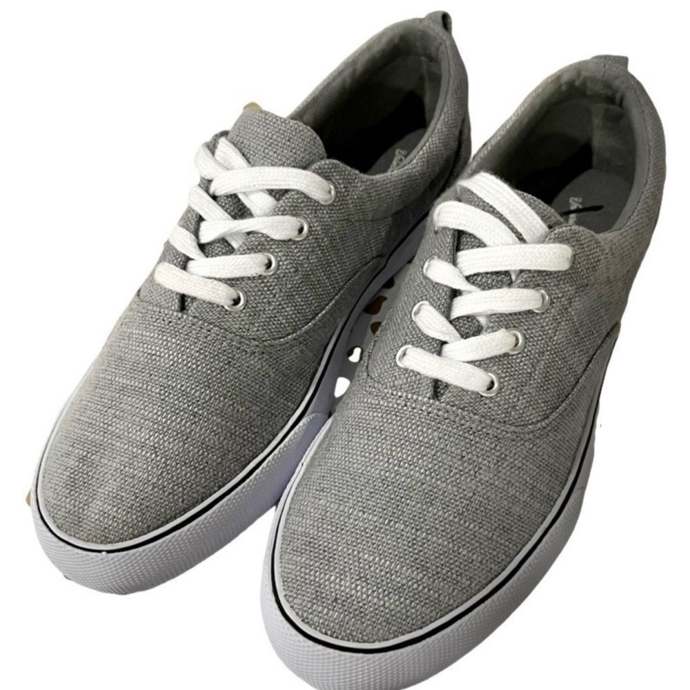 Universal thread molly Women’s Sneakers